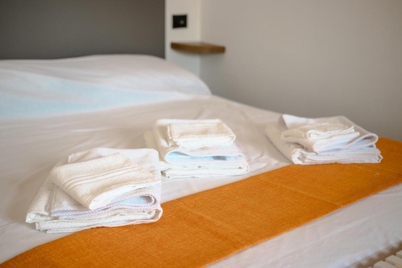 Bed and Breakfast Casa Vespucci Изола-делле-Феммине Экстерьер фото